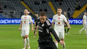Ислам Чесноков продлил отношения с «Тоболом»