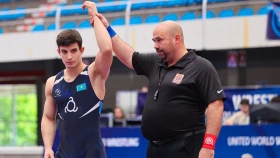 Сборная Казахстана по греко-римской борьбе стала второй в командном зачете молодежного ЧМ