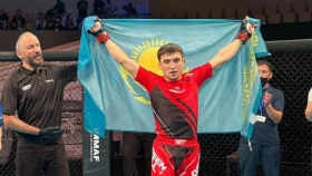 Бекзат Жасия Alash Pride 117 турнирінде кезекті жеңісіне қол жеткізді (видео)