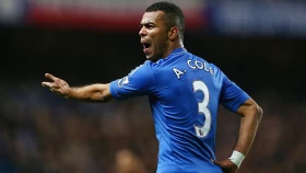 Экс-игрок «Челси» и «Арсенала» первым в 2024 году включен в Зал славы АПЛ