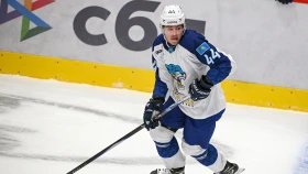 Барыс разгромил на выезде Локомотив