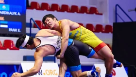 Сборная Казахстана по греко-римской борьбе завершила выступления на молодежном чемпионате мира