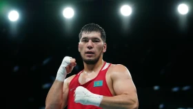 Боксер Айбек Оралбай проиграл кубинцу и остался без медали Олимпиады в Париже