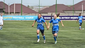 Со следующего сезона все клубы QFL обяжут иметь женскую команду