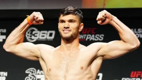 Али Ахмедов – обладатель пояса WBA Asia (видео)