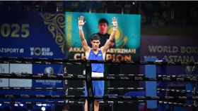 Чемпионат Азии по боксу: Сабыржан Аккалыков принес Казахстану второе "золото"