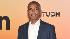 Аңызға айналған бразилиялық ойыншы 58 жасында мансабын қайта жандандырды