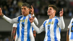 Сборная Аргентины уверенно обыграла Чили (видео)