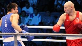 Тренер Джалолова о противостоянии с Дычко: Баходир легко пройдет казахстанца