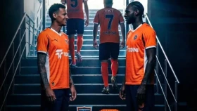 Стоилов командасын дағдарыстан шығaра ала ма? «Башакшехир» – «Гезтепе» матчының тікелей эфирі