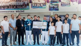 Нариман Құрбановқа тағы бір пәтер сыйға тартылды