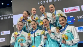 Сборная Казахстана стала золотым призером этапа Кубка мира по артистическому плаванию
