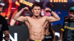 Жалгас Жумагулов досрочно победил и защитил чемпионский титул OKTAGON (видео)