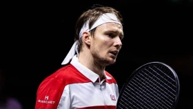 Бублик не сумел выйти в финал турнира в Роттердаме