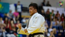 Казахстанский дзюдоист выиграл бронзовую медаль молодежного чемпионата мира