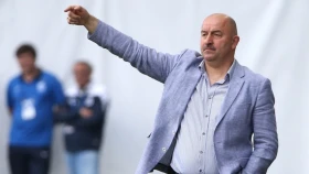 Черчесов прокомментировал возможность совмещения работы в сборной Казахстана и клубе