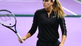 Данилина вышла в полуфинал турнира в Окленде