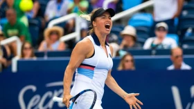 Путинцева проиграла Соболенко