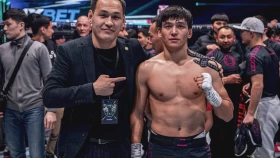 Менеджер Азата Максума прокомментировал поражение бойца