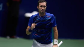 Михаил Кукушкин Брисбендегі турнирдің іріктеу кезеңінде жеңіске жетті