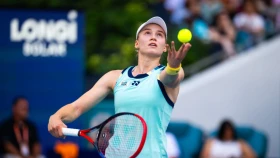 Елена Рыбакина сохранила позицию в обновленном рейтинге WTA