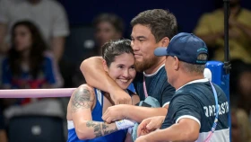 Назым Кызайбай в образе сайгака спела хит про синий жигули и покинула шоу «Маска» (ВИДЕО)