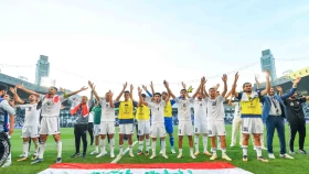 Ирак соңғы секундта жеңіп, өз тобында көш бастады