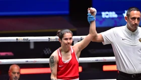 Назым Қызайбай бокстан әлем чемпионатының жартылай финалына өтті (видео)