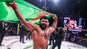 Чемпион АСА из Туркменистана и экс-соперник Хамитова дебютируют в PFL. Где смотреть турнир PFL в Лас-Вегасе