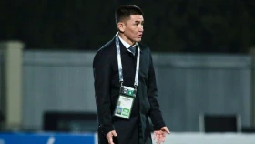 Главный тренер молодежной сборной Кыргызстана по футболу станцевал под «Ирину Кайратовну» после выхода своей команды на Кубок Азии (ВИДЕО)