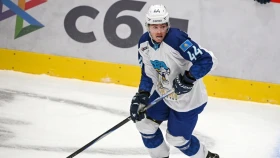 «Барыс» сырт алаңда «Локомотивті» ойсырата жеңді