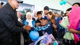 Призер Паралимпиады Габбасов: Взял медаль благодаря поддержке семьи и детей