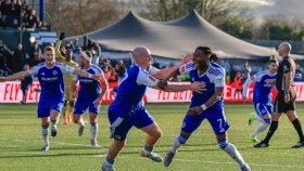 «Маклсфилдтің» ертегісі жалғаса ма? «Маклсфилд» – «Брентфорд» матчының тікелей эфирі