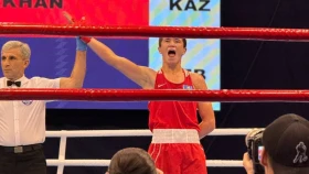 Восемь казахстанцев продолжают борьбу на молодежном чемпионате мира по боксу в Черногории