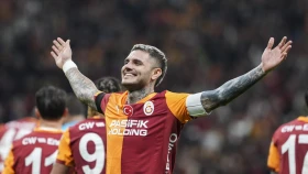 Хет-трик Икарди помог «Галатасараю» одержать победу (видео)