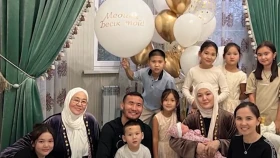 Өзімде қола, әйелімде күміс: Қанат Ислам әйелінің жетістігімен мақтанды