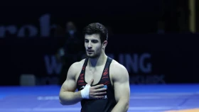 Ислам Евлоев қола үшіг жекпе-жекте есе жіберді