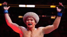 Асу Алмабаев UFC рейтингінің үздік бестігіне енді