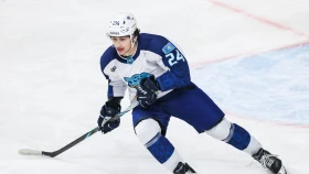 Два хоккеиста «Барыса» провели юбилейные матчи в КХЛ