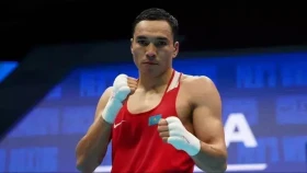 Дулат Бекбауов вышел в четвертьфинал Чемпионата Азии по боксу