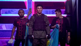 Еркебулан Токтар о выборе карьеры бойца: Я хочу расти, становиться популярнее, чтобы моя семья становилась счастливее
