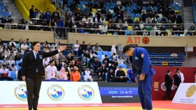 Дзюдоисты Марат Байкамуров и Камила Берликаш вышли в финал Grand Slam в Астане