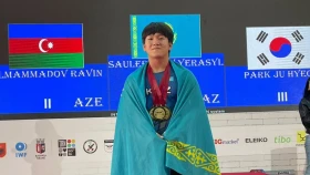 Ерасыл Саулебеков – бронзовый призер ЧМ по тяжелой атлетике