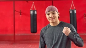 Өзбекстаннан қоныс аударған қазақ боксшысы халықаралық турнирді жеңіспен бастады