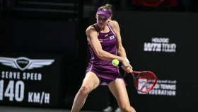 Қазақстан үшін тарихи жеңіс: Елена Рыбакина WTA жыл соңғы турнирінің финалына шықты