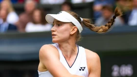 Рыбакина вышла в четвертьфинал турнира WTA в Абу-Даби