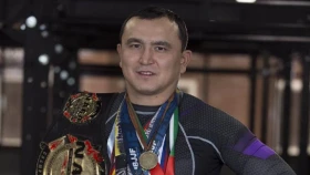 Айдар Махметов о бое Кудайбергенов – Данилов: Дисциплина – это то, что не хватает казахстанским бойцам