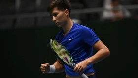 Бейбит Жукаев уступил в первом раунде «Мастерса» в Шанхае