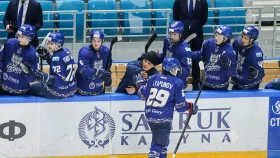 «Снежные Барсы» прервали серию поражений