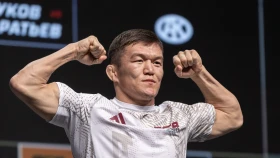 Cудьбу боя Олжабай – Айвазян решили судьи (видео)